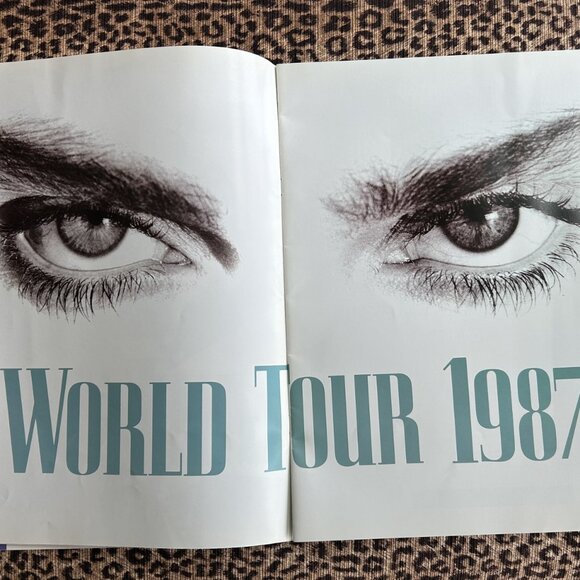 Madonna - Who's that Girl World Tour 1987 - Concert Program - Picture 6 of 16